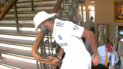 122420043.jpg